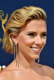 Scarlett+Johansson+70th+Emmy+Awards+Arrivals+rUp08gRZO1ex.jp