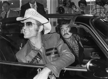 The Notorious Meddler: Burt Reynolds Was A Friend To Country