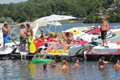 Party Cove at the Lake of the Ozarks, MO Float trip, Party c