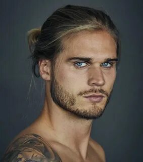 Rúrik Gíslason Blonde guys, Blue eyed men, Long hair styles 