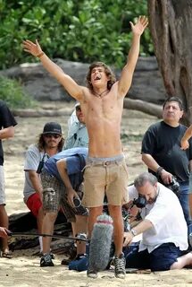 Beauty and Body of Male : Brenton Thwaites Beach