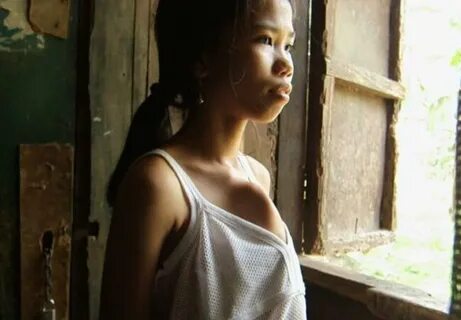 Khaleej Times a Twitter: "14-year-old #Filipina has 'twin' s