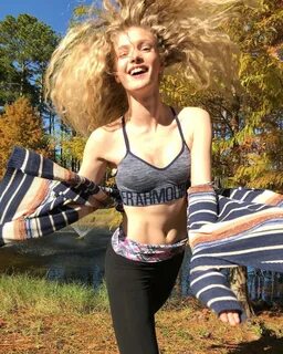 Hot Elena Kampouris Photos - 12thBlog