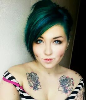 exactly what i want my hair to look like!! Teal hair, Dimple