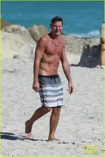 Full Sized Photo of extreme makeover ty pennington still loo