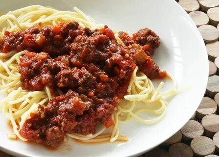 Classic Meaty Spaghetti Sauce Recipe