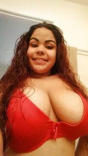 Latina tittys