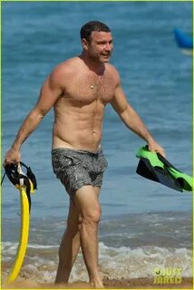 Liev Schreiber Bares Hot Body in Low-Riding Shorts in Hawaii