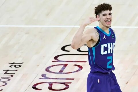 Warriors' Former Player Calls Out LaMelo Ball: "He’s Doing T