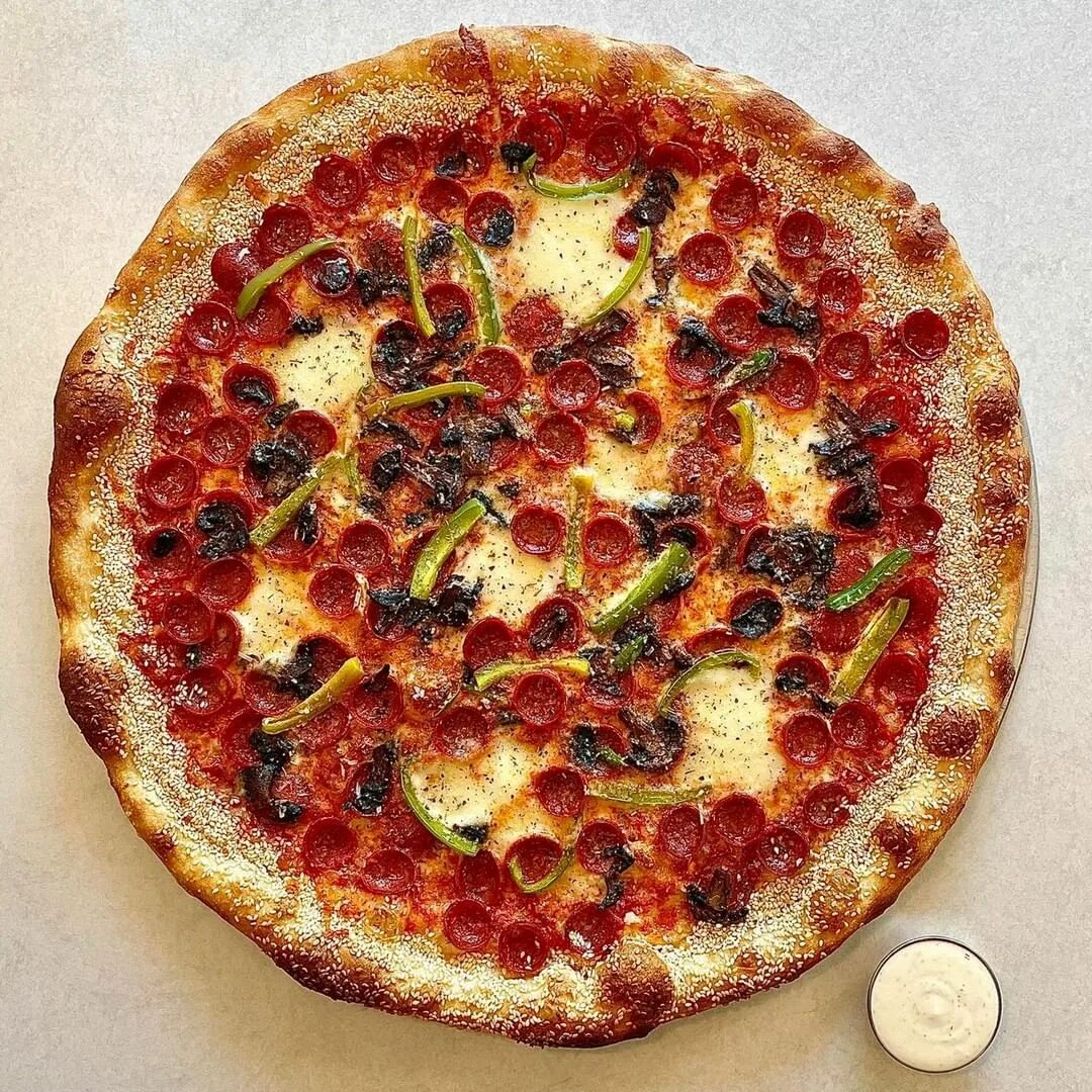 я хочу пиццу с перцем луком пепперони и оливками фото 85