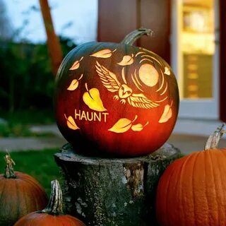 Pumpkin Carving Ideas Fun halloween decor, Creative hallowee