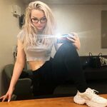 Dove Cameron Nude LEAKED Snapchat Pics & Sex Tape