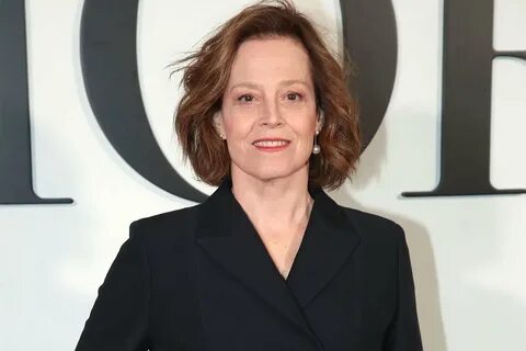 Sigourney Weaver Net Worth 2022: Biography, Income, Career