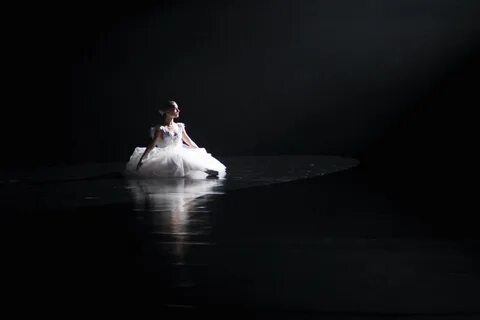 Stills - Black Swan