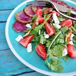 Салат из клубники и рукколы - Кулинарные рецепты - лучшие ре