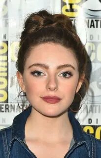 Danielle Rose Russell Bra Size, Age, Weight, Height, Measure