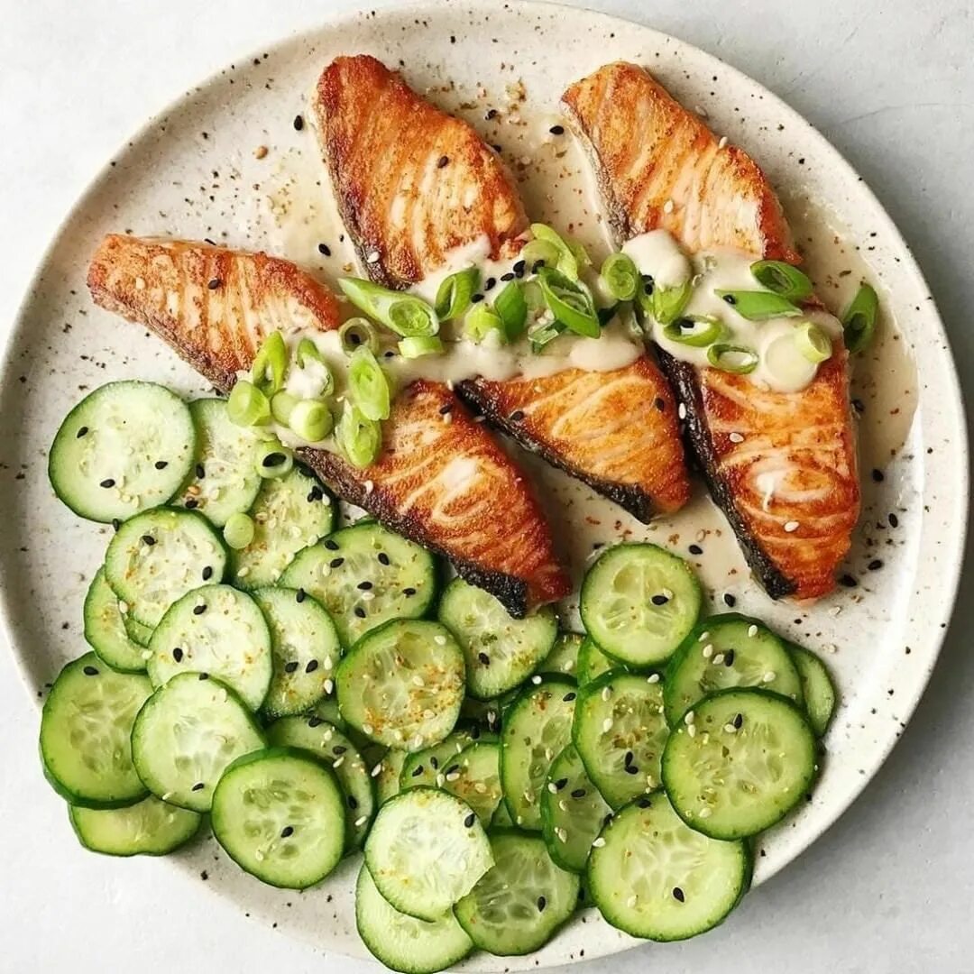Keto Meals & Tips в Instagram: "Pan-seared salmon via: @foodminima...