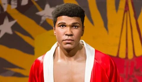 Muhammad Ali / Muhammad Ali Kisah Petinju Arogan Yang Memili