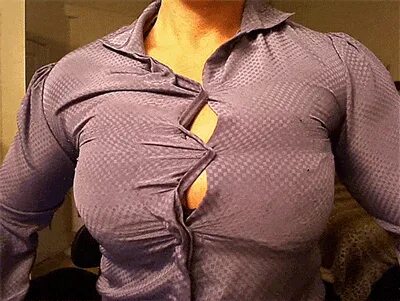 Button Popping Boobs Gif - Great Porn site without registrat