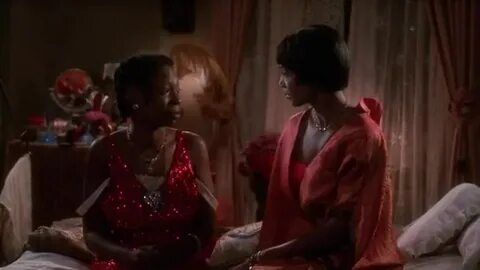 YARN He don't know the difference. The Color Purple (1985) V