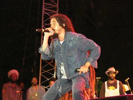File:Damian-Marley-Smile-Jamaica-2008.jpg - Wikimedia Common