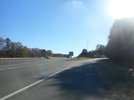 File:SB I-95 Caroline Co Rest Area; Gore Sign-1.jpg - Wikime