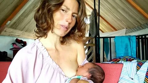 Breastfeeding Mom in Ecuador - YouTube