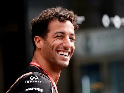 McLaren chief open to allowing Daniel Ricciardo to race at B