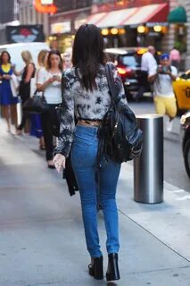 Victoria Justice in Tight Jeans -16 GotCeleb