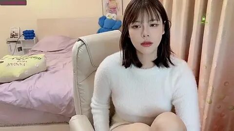 LolleLeep StripChat Free Live Porn Chat With Amateurs.