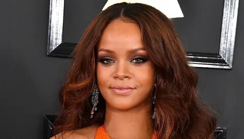 Rihanna, Pornhub flirt with each other online - LIFE FACT RE