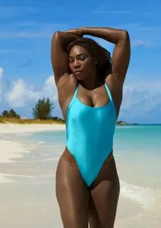 Ousada! Serena Williams mostra as curvas em ensaio de biquin