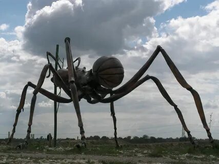 File:Giant ant sculpture (4608690535).jpg - Wikimedia Common