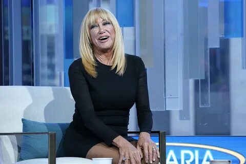 Suzanne Somers Says She Wants to Pose Nude for "Playboy" for