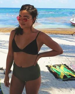 The Hottest Devery Jacobs Photos Around The Net - 12thBlog
