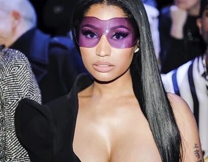 Nicki Minaj With Her Boobs Out in Paris as She Continues to Wait for Remy M...
