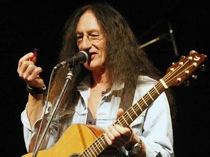 Deník.cz Ken Hensley fotogalerie