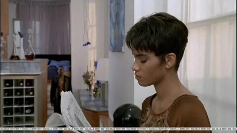 The Best 30 Halle Berry Boomerang Haircut - RC Microt