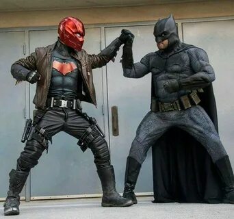 Batman and Redhood cosplay Batman cosplay, Batman beyond cos