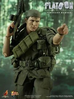 Hot Toys MMS 141 Platoon - Sergeant Barnes - Hot Toys Comple