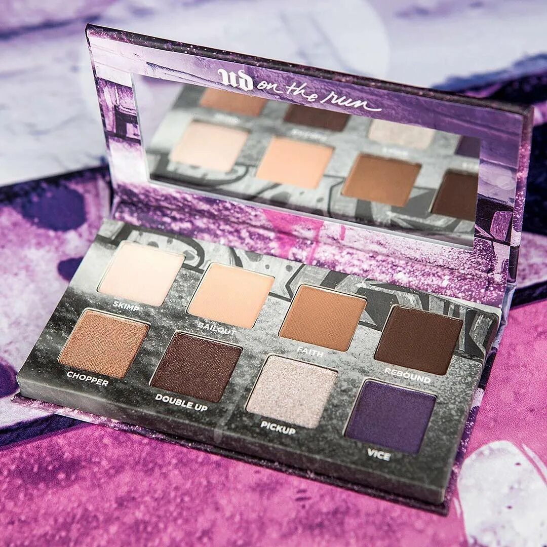 Публикация Urban Decay Cosmetics в профиле Instagram: ".at least your ...