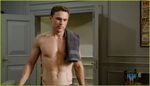 William Moseley Goes Shirtless, Bares Hot Bod on 'The Royals