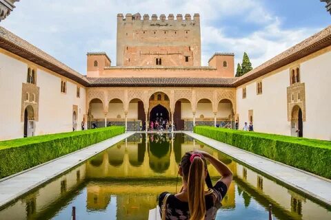Granada Alhambra : The Alhambra of Granada Academy Travel / 