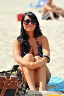 Angelina Pivarnick sexy in bikini on the beach Celebs Dump