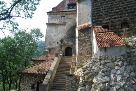 Замки Румынии: Бран (Bran Castle) " uCrazy.ru - Источник Хор