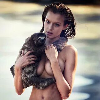 Josephine Skriver Nude & Topless Photos - Scandal Planet