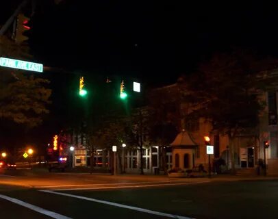 File:Downtown Mansfield Ohio at night.jpg - Wikimedia Common