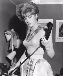 Jill St. John Bio: About this hot actress's career, married life &...