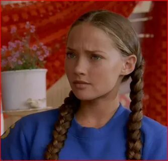 Picture of Samantha Burton in The Sandlot 2 - samantha_burto