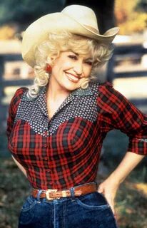 Dolly Parton Image : Dolly Parton's timeless talent justifie
